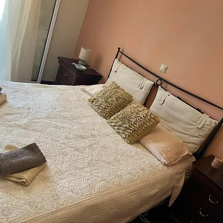 Fox's Sunshine Apartament Alepou