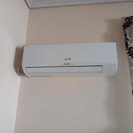 Fox's Sunshine Apartament Alepou